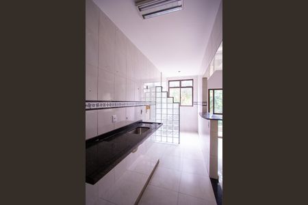 Apartamento para alugar com 65m², 2 quartos e 1 vaga Apartamento para alugar com 65m², 2 quartos e 1 vagaCozinha