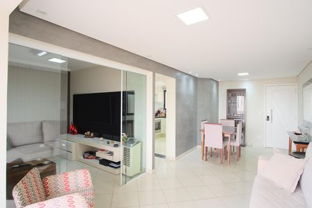 Apartamento à venda com 78m², 2 quartos e 2 vagasSala