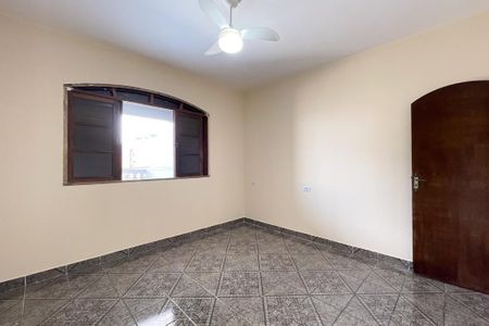 Casa para alugar com 200m², 1 quarto e 5 vagas Casa para alugar com 200m², 1 quarto e 5 vagasQuarto