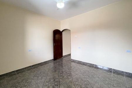Casa para alugar com 200m², 1 quarto e 5 vagas Casa para alugar com 200m², 1 quarto e 5 vagasQuarto