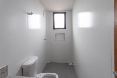 Apartamento à venda com 152m², 3 quartos e 2 vagas Apartamento à venda com 152m², 3 quartos e 2 vagasBanheiro social 1
