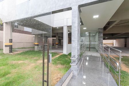 Apartamento à venda com 152m², 3 quartos e 2 vagas Apartamento à venda com 152m², 3 quartos e 2 vagasEntrada