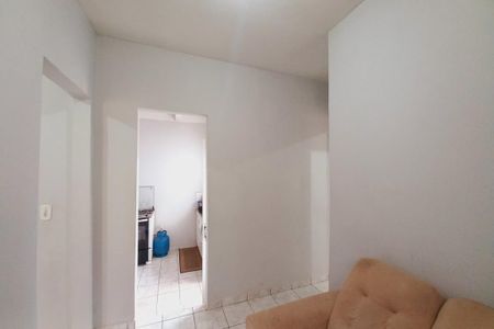 Casa à venda com 330m², 4 quartos e 2 vagas Casa à venda com 330m², 4 quartos e 2 vagasSala