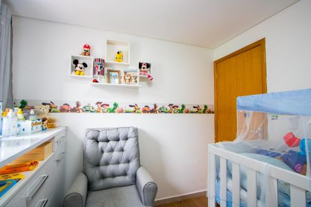 Apartamento à venda com 90m², 2 quartos e 2 vagasQuarto 2