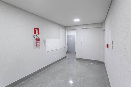 Apartamento à venda com 147m², 3 quartos e 2 vagas Apartamento à venda com 147m², 3 quartos e 2 vagasHall social