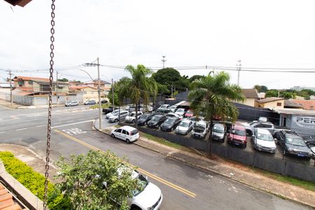 Casa à venda com 450m², 5 quartos e 4 vagas Casa à venda com 450m², 5 quartos e 4 vagasVista Quarto 3