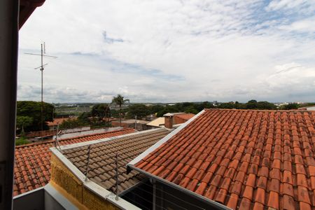 Casa à venda com 450m², 5 quartos e 4 vagas Casa à venda com 450m², 5 quartos e 4 vagasVista Suíte