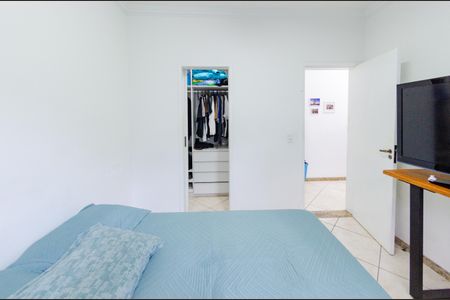 Casa à venda com 497m², 4 quartos e 6 vagasQuarto 2