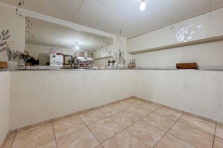 Casa à venda com 350m², 3 quartos e 2 vagas Casa à venda com 350m², 3 quartos e 2 vagasEdícula