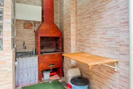 Casa à venda com 350m², 3 quartos e 2 vagas Casa à venda com 350m², 3 quartos e 2 vagasEdícula