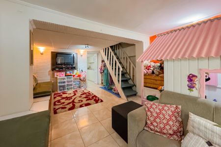 Casa à venda com 350m², 3 quartos e 2 vagas Casa à venda com 350m², 3 quartos e 2 vagasEdícula