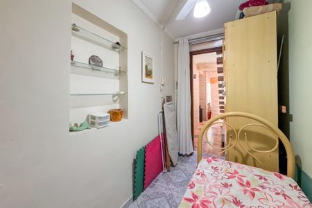 Casa à venda com 350m², 3 quartos e 2 vagas Casa à venda com 350m², 3 quartos e 2 vagasEdícula