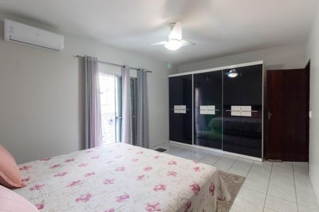 Casa à venda com 150m², 3 quartos e 2 vagasQuarto 1