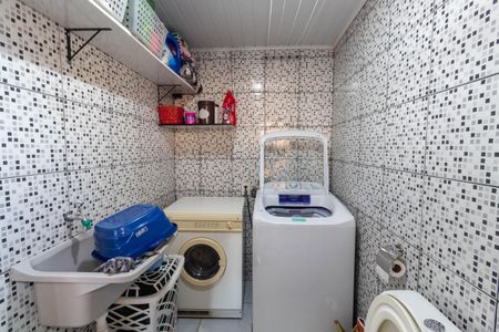 Casa à venda com 150m², 3 quartos e 2 vagasÁrea de Serviço