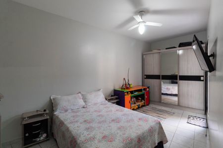 Casa à venda com 150m², 3 quartos e 2 vagasQuarto 3