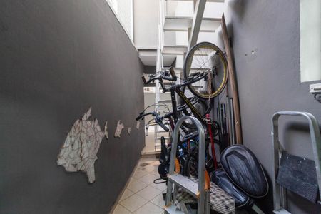 Casa à venda com 150m², 3 quartos e 2 vagasCorredor exterior