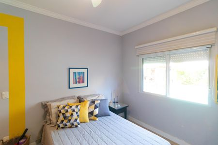 Casa à venda com 250m², 3 quartos e 3 vagas Casa à venda com 250m², 3 quartos e 3 vagasQuarto 01