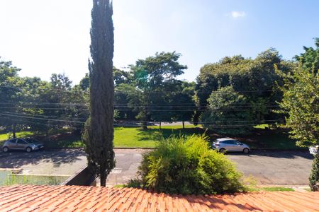 Casa à venda com 250m², 3 quartos e 3 vagas Casa à venda com 250m², 3 quartos e 3 vagasVista da Suíte