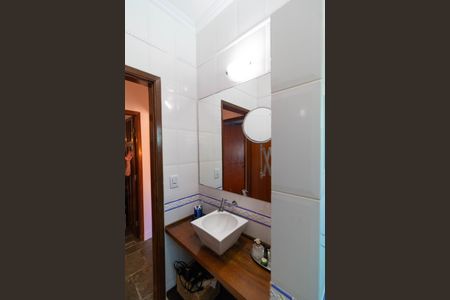 Casa à venda com 250m², 3 quartos e 3 vagas Casa à venda com 250m², 3 quartos e 3 vagasBanheiro dos quartos 01 e 02