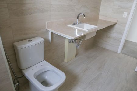 Apartamento à venda com 312m², 3 quartos e 4 vagasBanheiro da Suíte