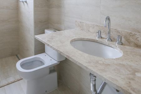 Apartamento à venda com 312m², 3 quartos e 4 vagasBanheiro da Suíte