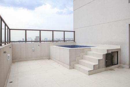 Apartamento à venda com 312m², 3 quartos e 4 vagasÁrea comum - Piscina