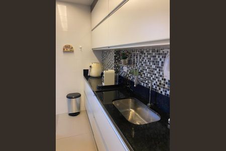 Apartamento à venda com 78m², 2 quartos e 1 vagaCozinha