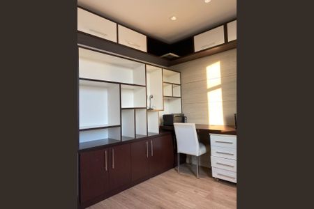 Apartamento à venda com 78m², 2 quartos e 1 vagaEscritório