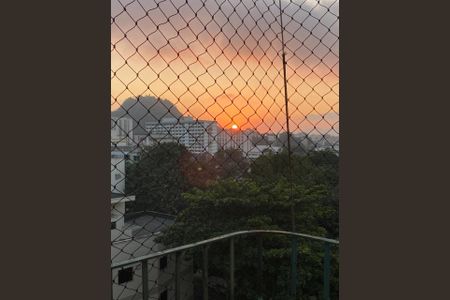 Apartamento à venda com 78m², 2 quartos e 1 vagaVista