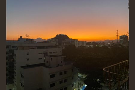 Apartamento à venda com 78m², 2 quartos e 1 vagaVista