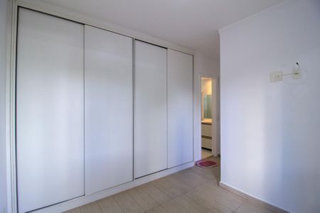 Apartamento para alugar com 68m², 2 quartos e 1 vagaSuíte