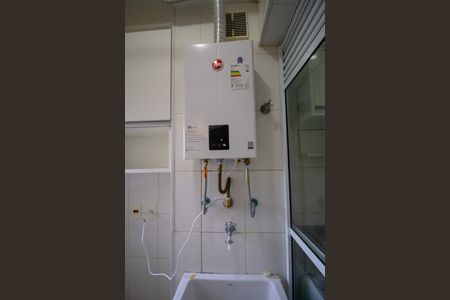 Apartamento para alugar com 68m², 2 quartos e 1 vagaÁrea de Serviço