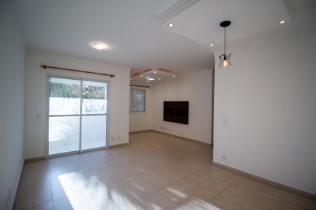 Apartamento para alugar com 68m², 2 quartos e 1 vaga Apartamento para alugar com 68m², 2 quartos e 1 vagaSala