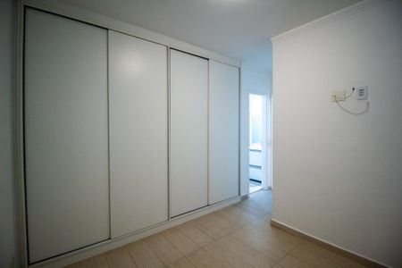 Apartamento para alugar com 68m², 2 quartos e 1 vaga Apartamento para alugar com 68m², 2 quartos e 1 vagaSuíte