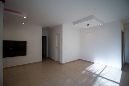 Apartamento para alugar com 68m², 2 quartos e 1 vaga Apartamento para alugar com 68m², 2 quartos e 1 vagaSala
