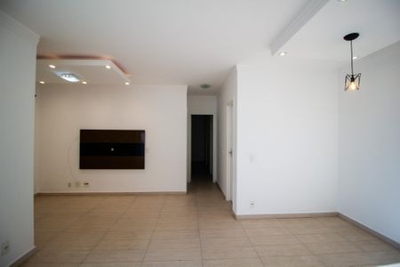 Apartamento para alugar com 68m², 2 quartos e 1 vaga Apartamento para alugar com 68m², 2 quartos e 1 vagaSala