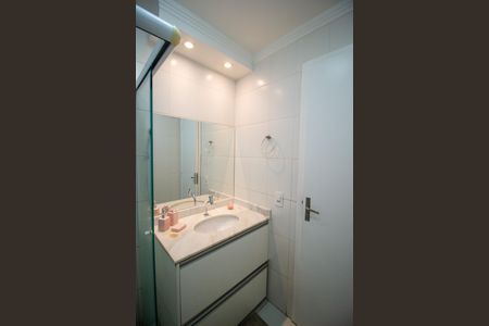Apartamento para alugar com 68m², 2 quartos e 1 vaga Apartamento para alugar com 68m², 2 quartos e 1 vagaBanheiro da Suíte