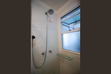 Apartamento para alugar com 68m², 2 quartos e 1 vaga Apartamento para alugar com 68m², 2 quartos e 1 vagaBanheiro social