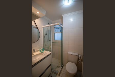 Apartamento para alugar com 68m², 2 quartos e 1 vaga Apartamento para alugar com 68m², 2 quartos e 1 vagaBanheiro social