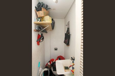 Apartamento à venda com 63m², 2 quartos e 1 vagaBanheiro de Serviço