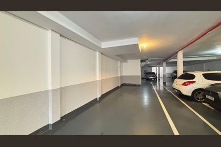 Apartamento à venda com 100m², 2 quartos e 1 vaga Apartamento à venda com 100m², 2 quartos e 1 vagaGaragem