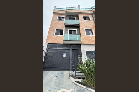 Apartamento à venda com 100m², 2 quartos e 1 vaga Apartamento à venda com 100m², 2 quartos e 1 vagaFachada