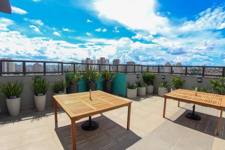 Apartamento à venda com 35m², 2 quartos e sem vagaÁrea comum