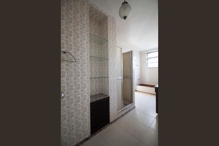 Apartamento à venda com 241m², 4 quartos e 1 vagaBanheiro da suíte