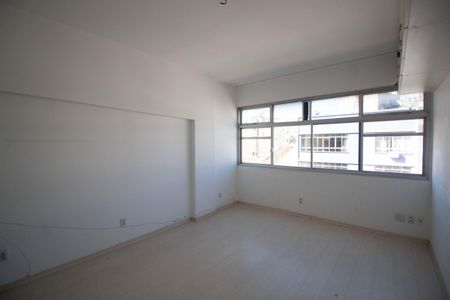 Apartamento à venda com 241m², 4 quartos e 1 vagaQuarto 2