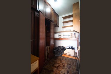 Apartamento à venda com 241m², 4 quartos e 1 vagaÁrea de serviço - quarto 2