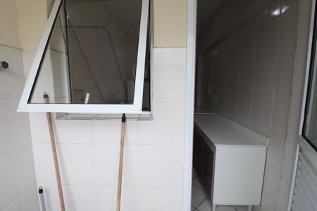 Apartamento para alugar com 60m², 2 quartos e 1 vaga Apartamento para alugar com 60m², 2 quartos e 1 vagaÁrea de Serviço
