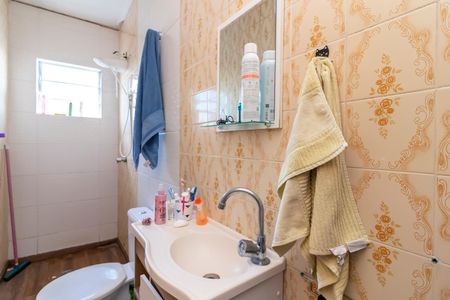 Casa à venda com 100m², 2 quartos e 3 vagasBanheiro da Suíte 2