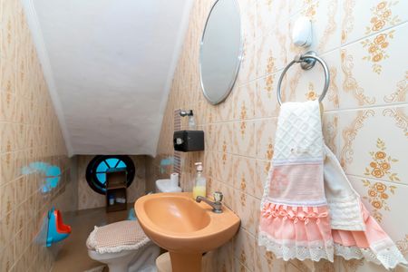 Casa à venda com 100m², 2 quartos e 3 vagasLavabo