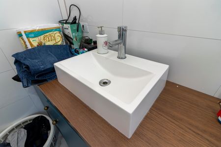 Casa à venda com 100m², 2 quartos e 3 vagasBanheiro da Suíte 1